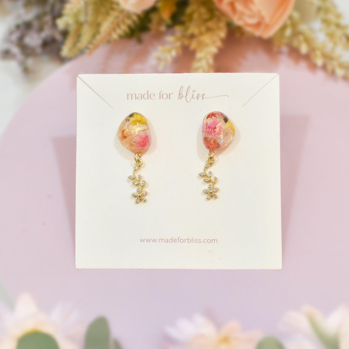 Floral Muse – Oval Earrings with Vine (Gold)