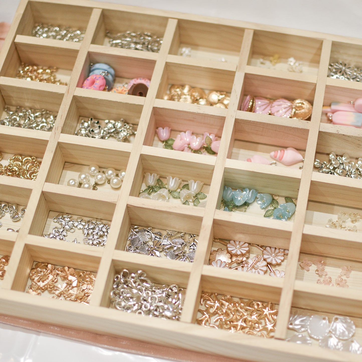 UV Resin Accessories Workshop