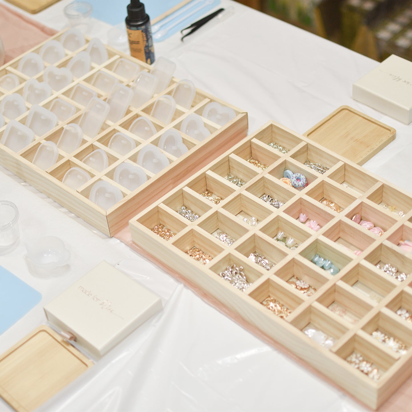 UV Resin Accessories Workshop